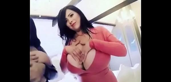  Sexy Muslim Sisters Showing Hug Boobs on Webcam